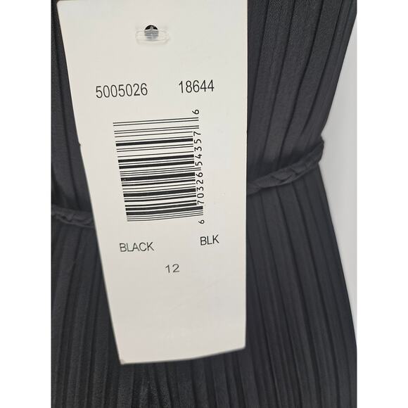 AMANDA LANE BLACK LACE PLEATED DRESS - SIZE 12, ELEGANT & SOPHISTICATED - Picture 9 of 10